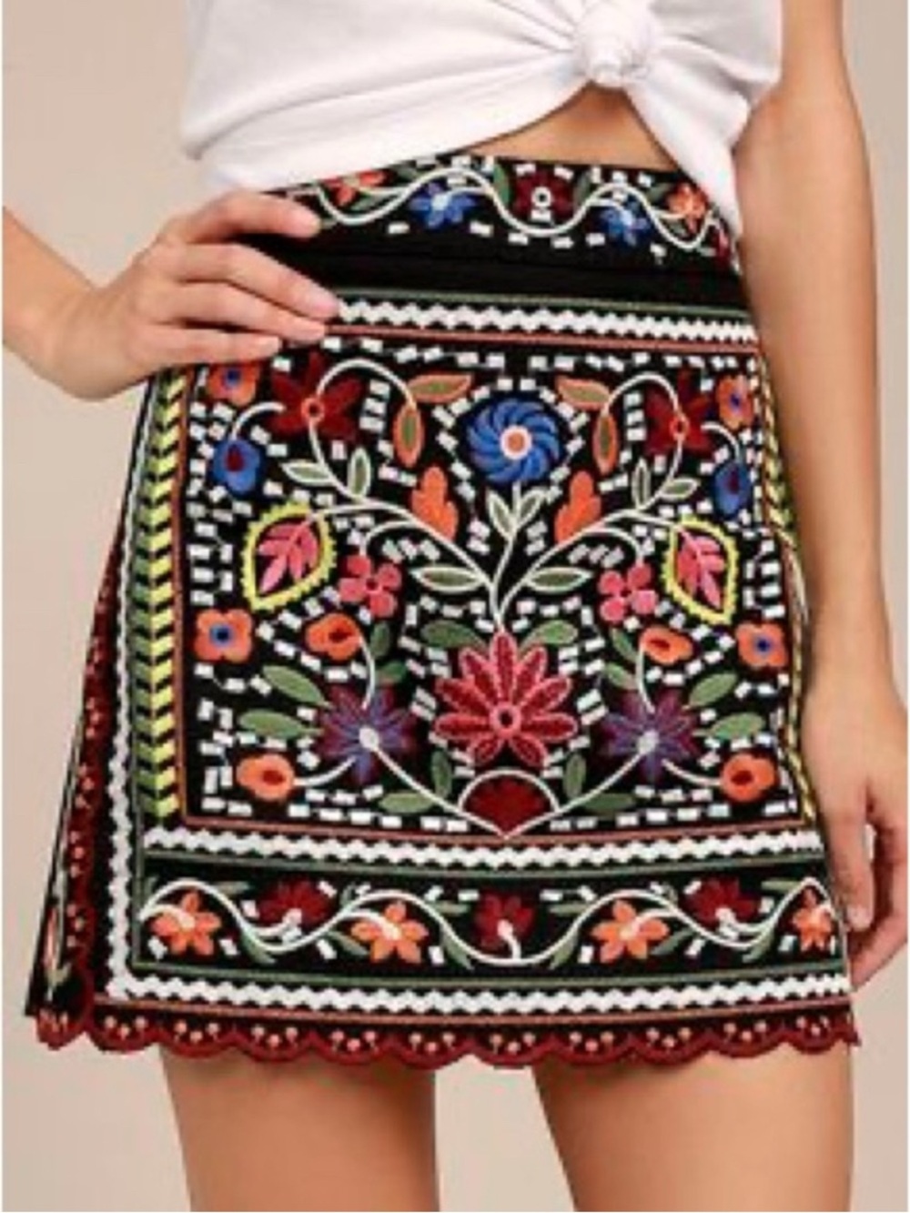 Lulus Don’t Stop the Party Black Floral Embroidered A-Line Mini Skirt Medium